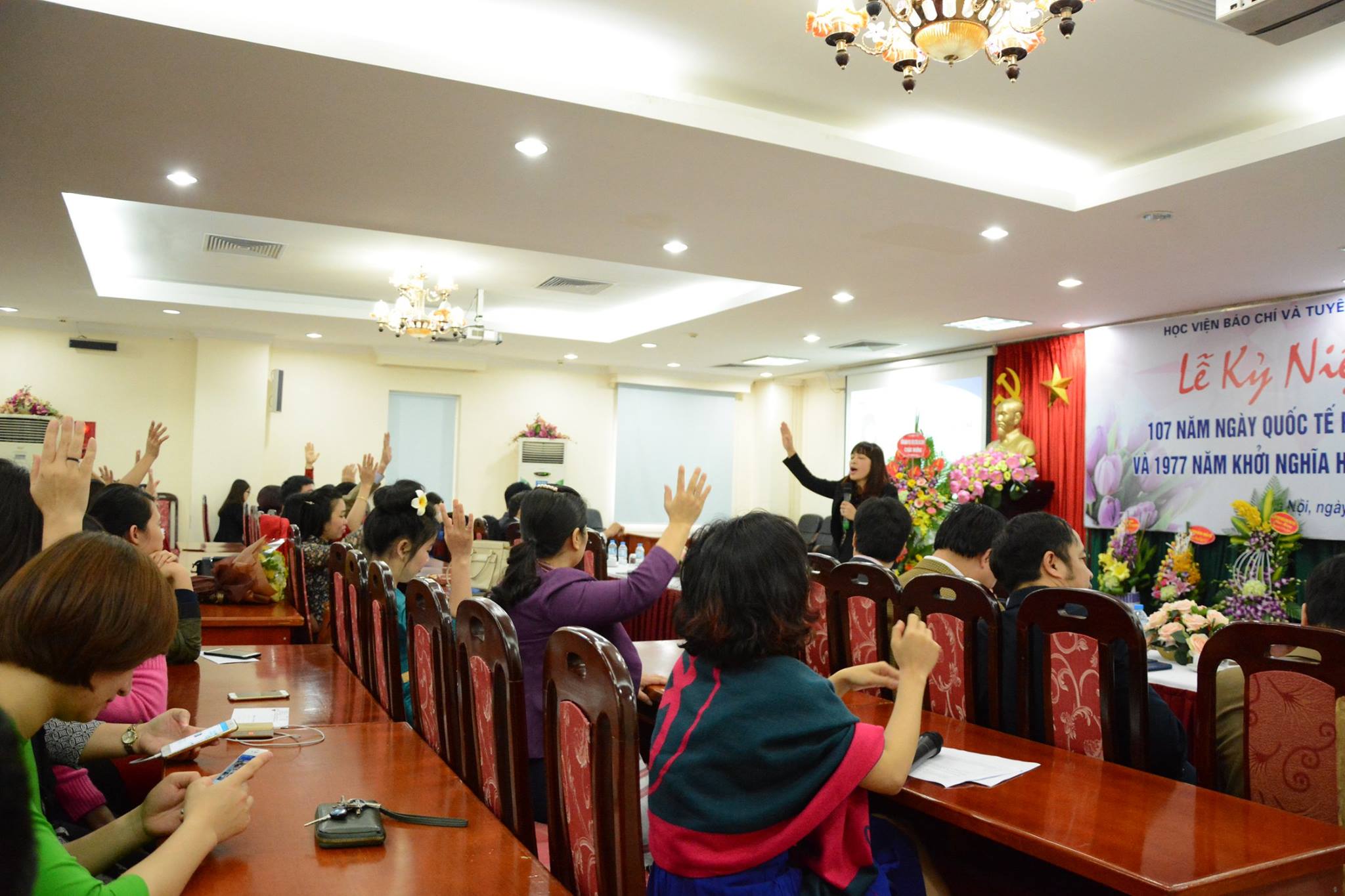 Nghệ thuật cân bằng giữa công việc và cuộc sống tại Học viện báo chí tuyên truyền